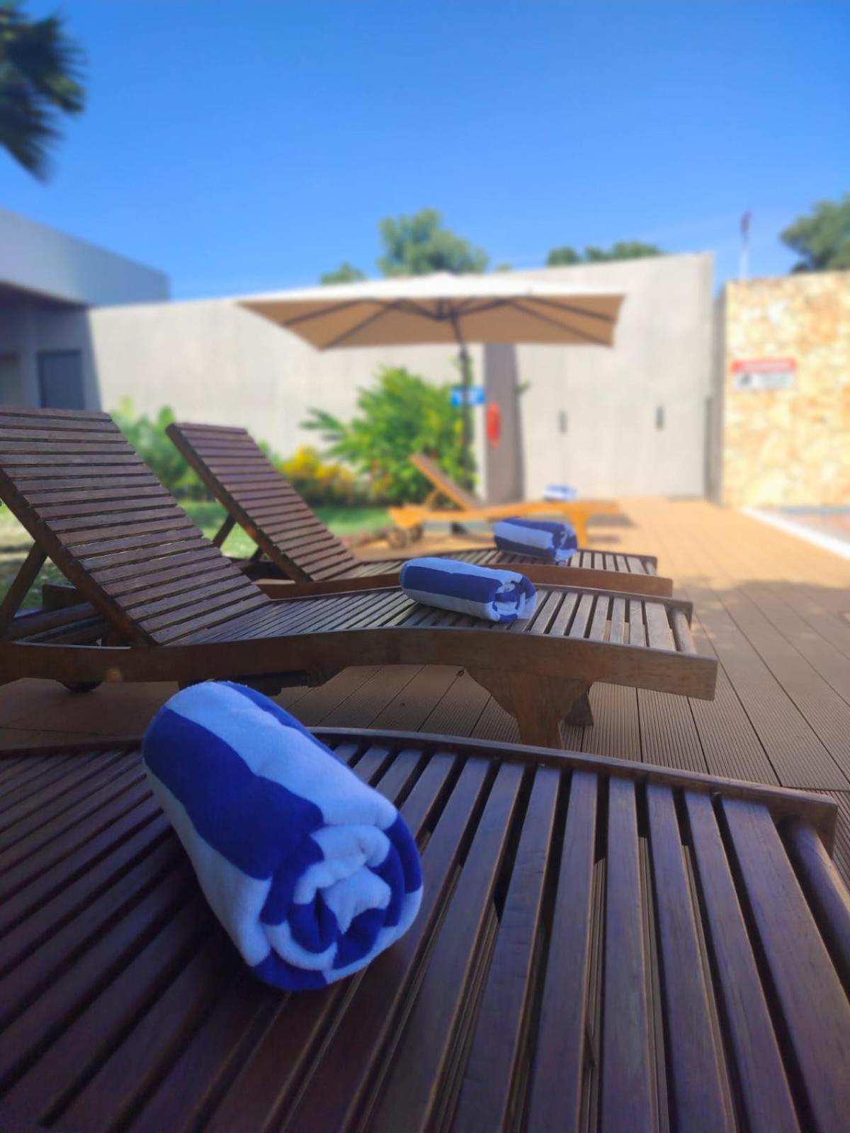 Kambaniru Beach Hotel And Resort Waingapu Eksteriør bilde