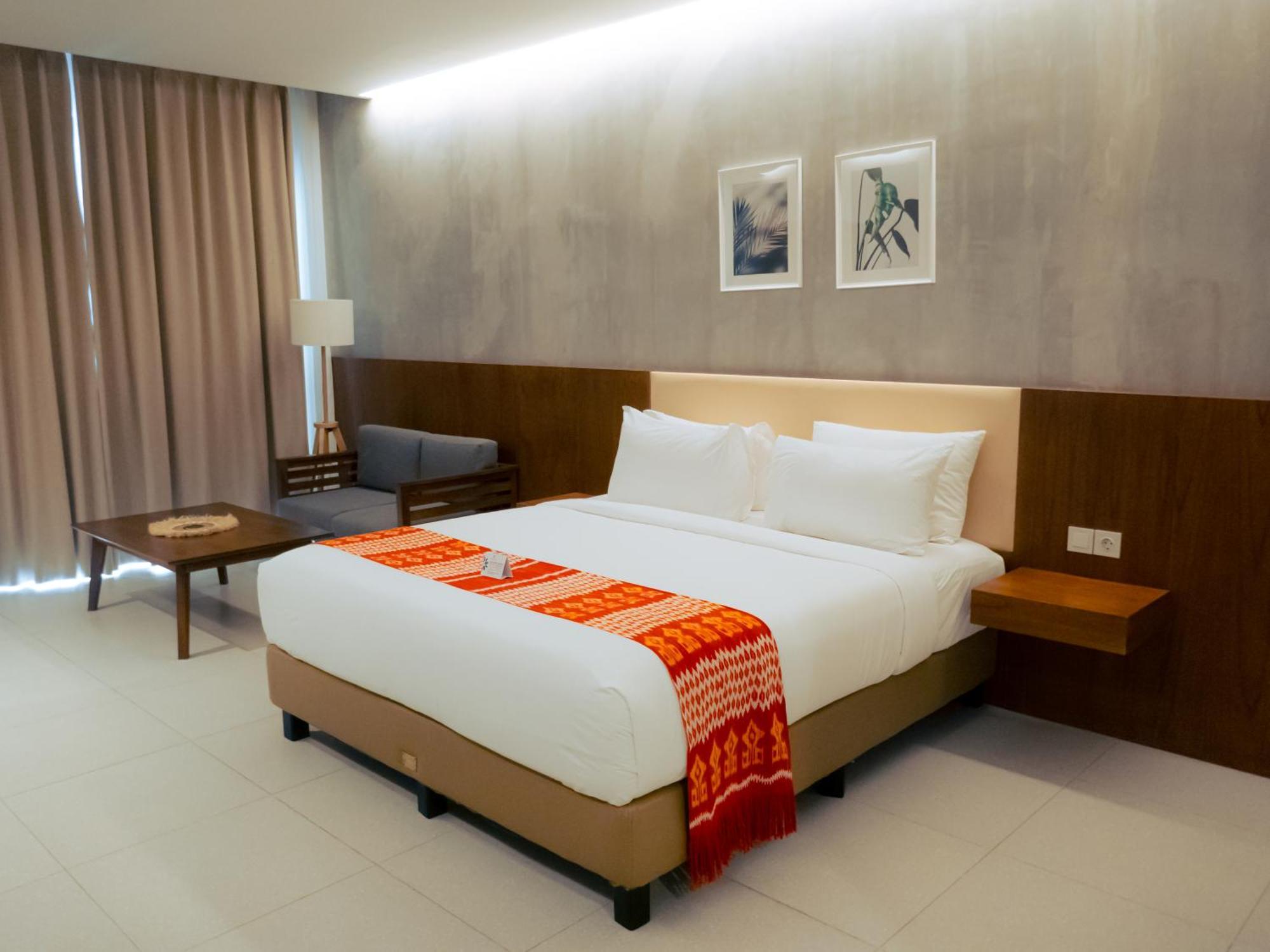 Kambaniru Beach Hotel And Resort Waingapu Eksteriør bilde
