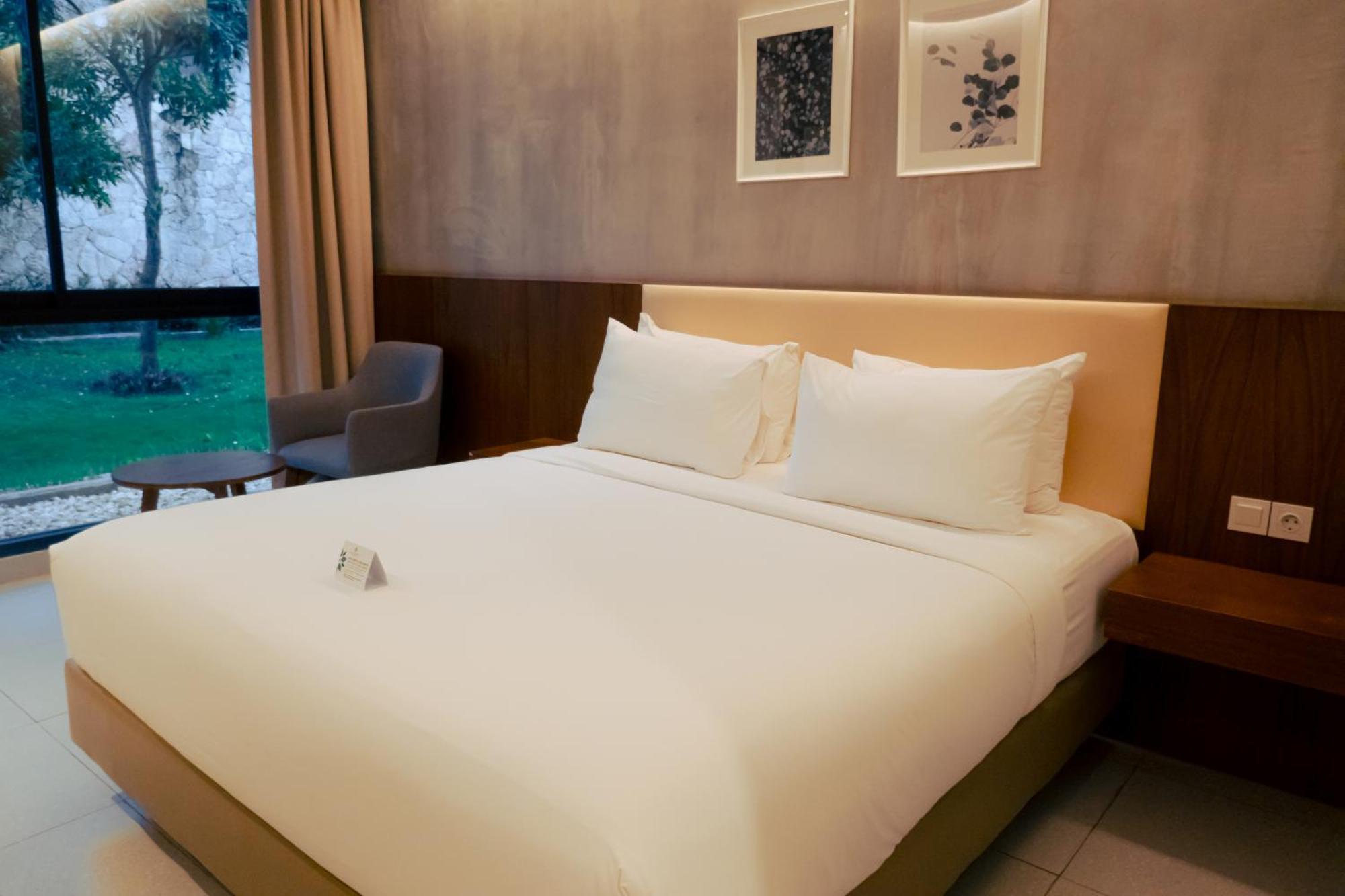 Kambaniru Beach Hotel And Resort Waingapu Eksteriør bilde