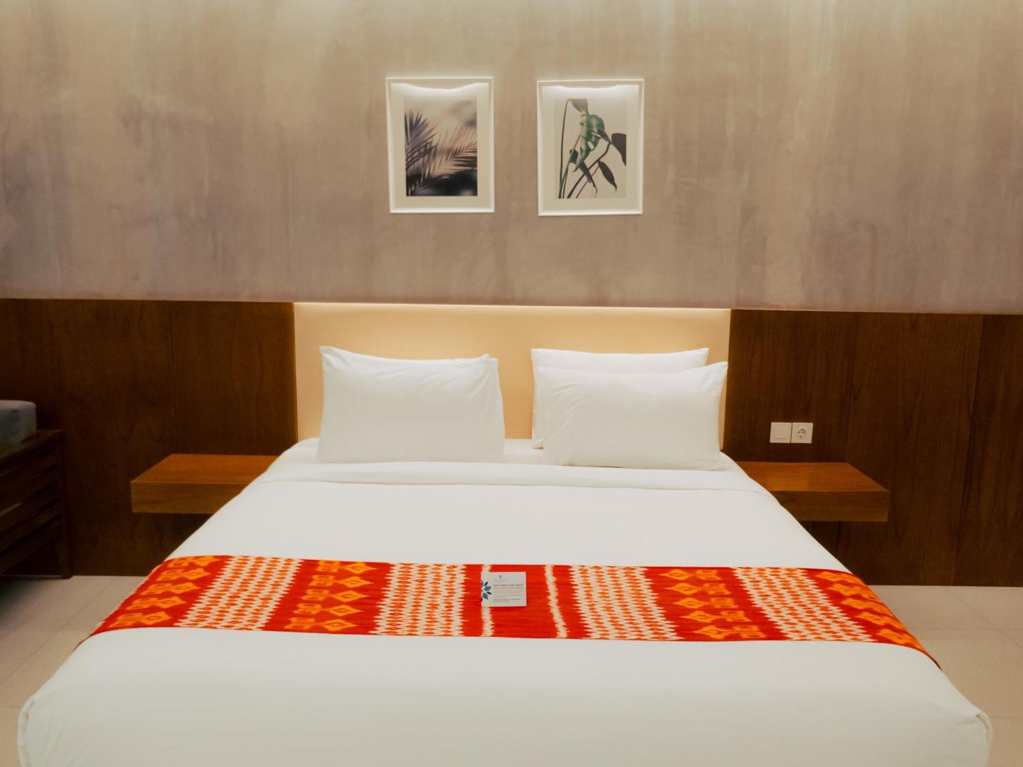 Kambaniru Beach Hotel And Resort Waingapu Eksteriør bilde