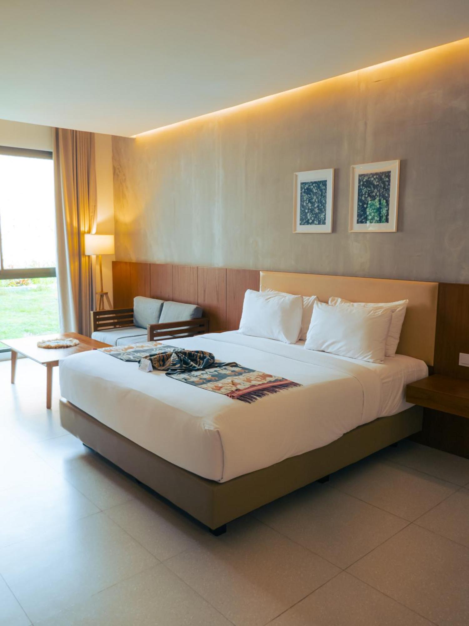 Kambaniru Beach Hotel And Resort Waingapu Eksteriør bilde
